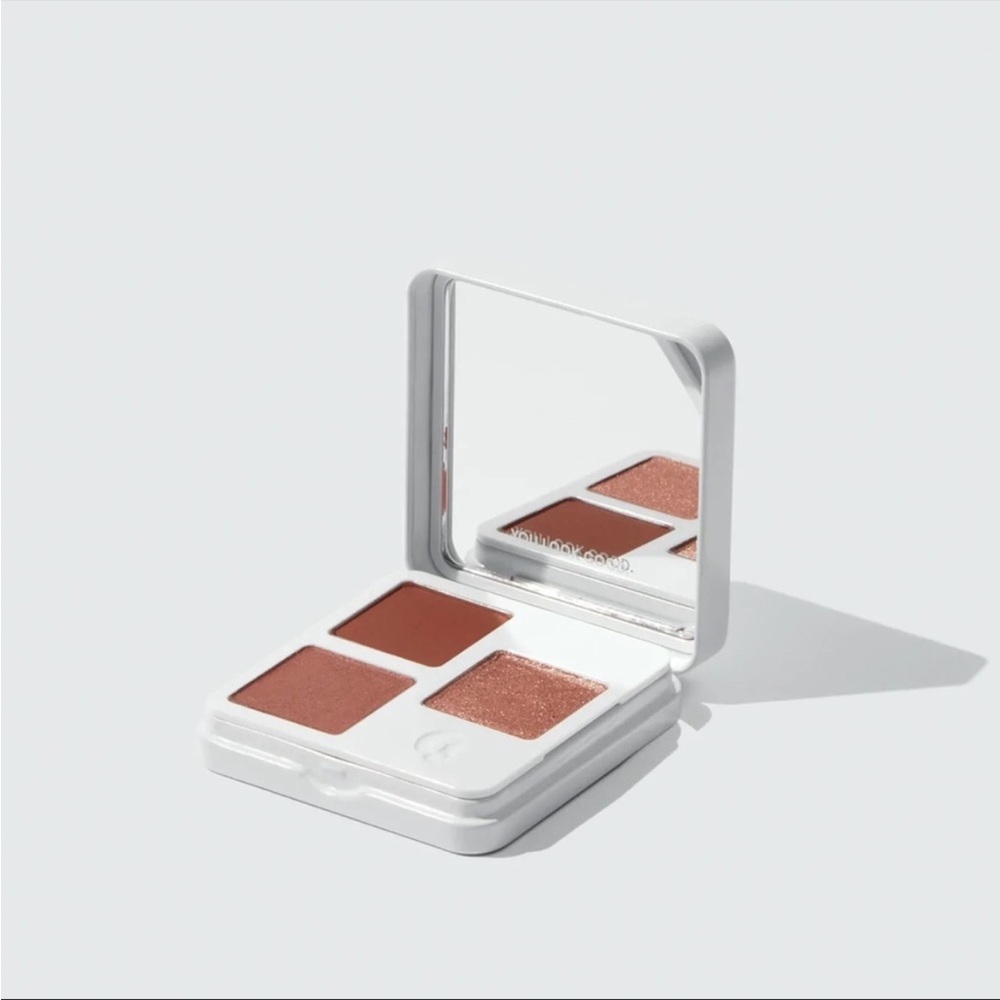 Glossier Monochromes Eyeshadow Palette